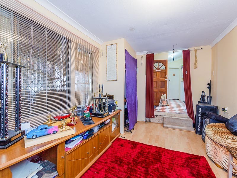 5 Steward Way, Orelia WA 6167