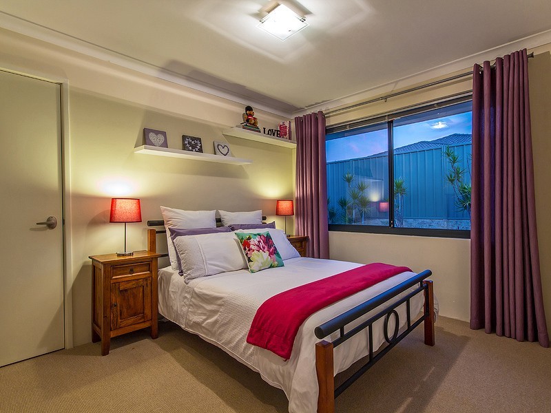 25 Runnymede Gate, Wellard WA 6170