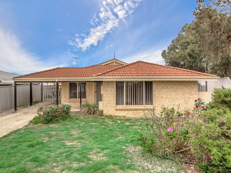 13 Salter Place, Parmelia WA 6167
