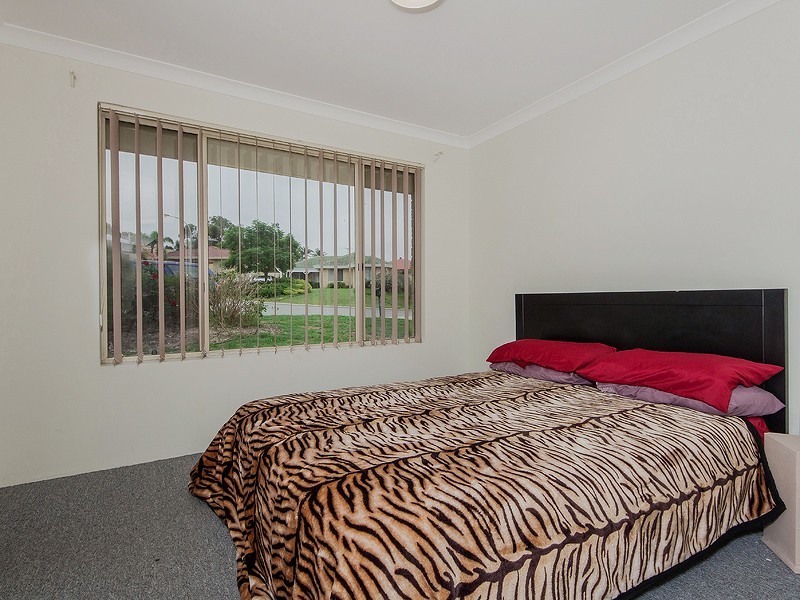 13 Salter Place, Parmelia WA 6167