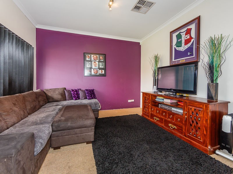55 Araluen Crescent, Bertram WA 6167