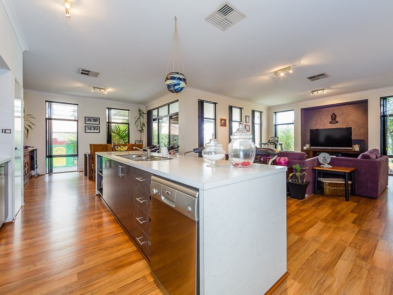 55 Araluen Crescent, Bertram WA 6167