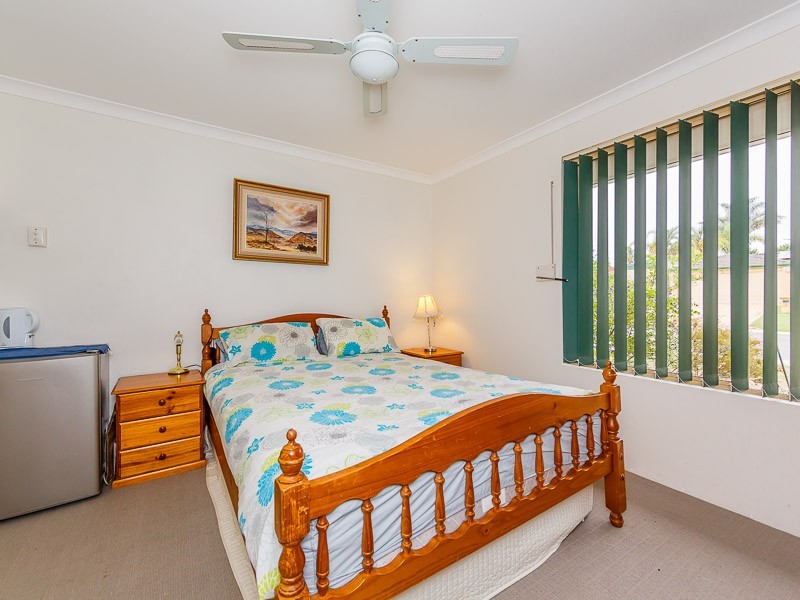 7 Roscommon Crescent, Orelia WA 6167