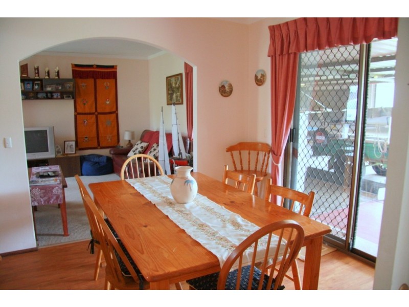 10 Austen Street, Munster WA 6166