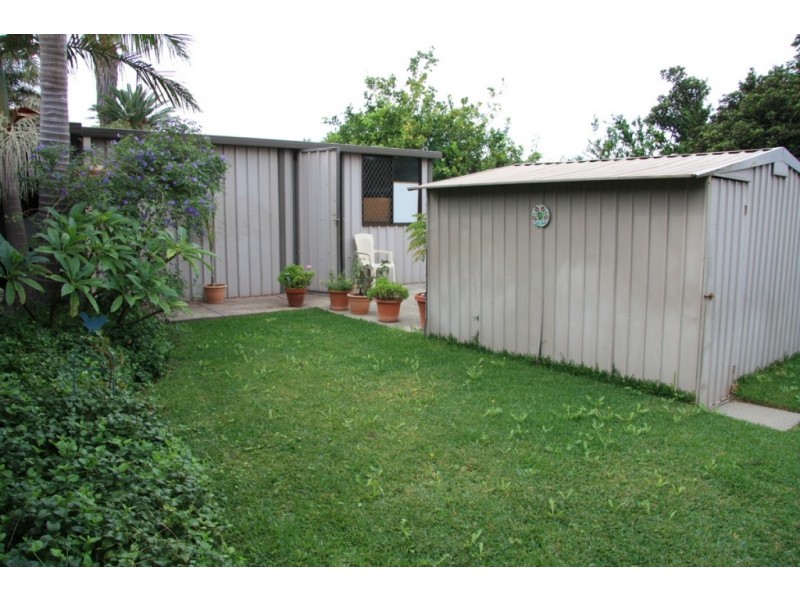 10 Austen Street, Munster WA 6166