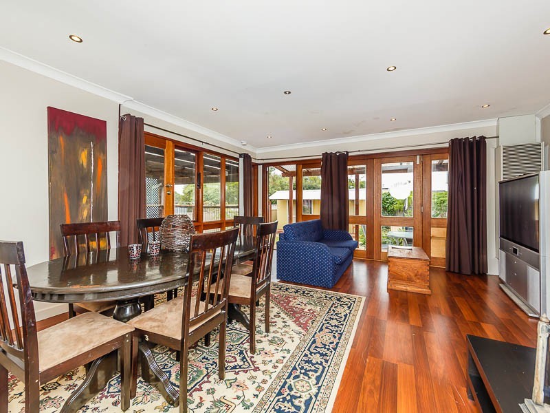 383 Carrington Street, Hamilton Hill WA 6163