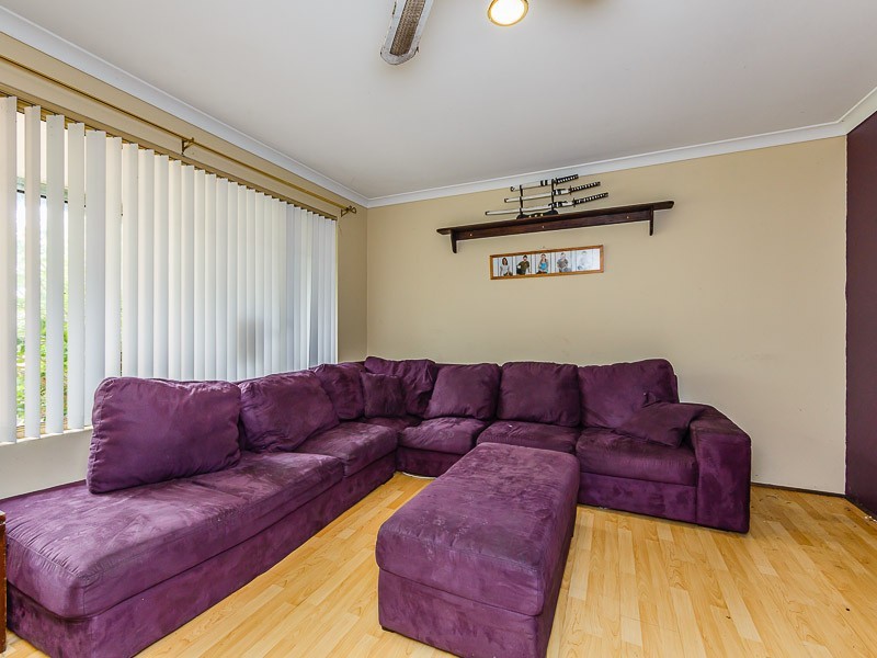 41 Perham Crescent, Leda WA 6170