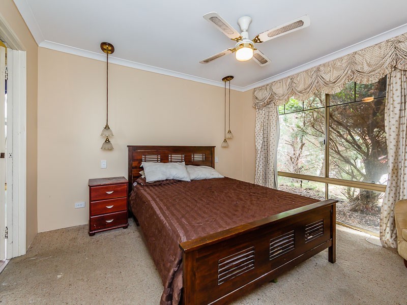 41 Perham Crescent, Leda WA 6170