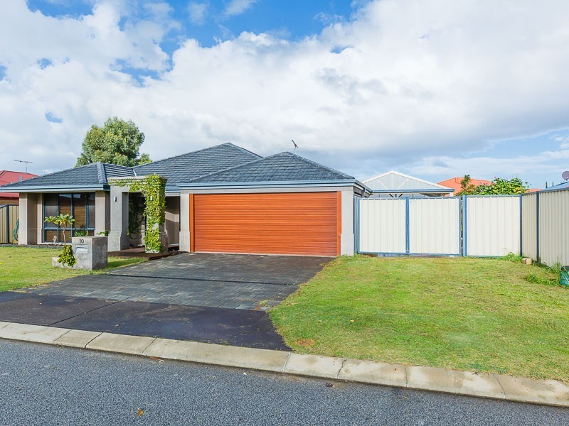 10 Araluen Crescent, Bertram WA 6167