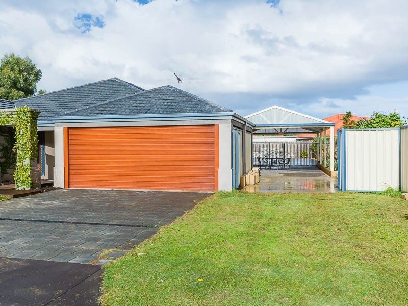 10 Araluen Crescent, Bertram WA 6167
