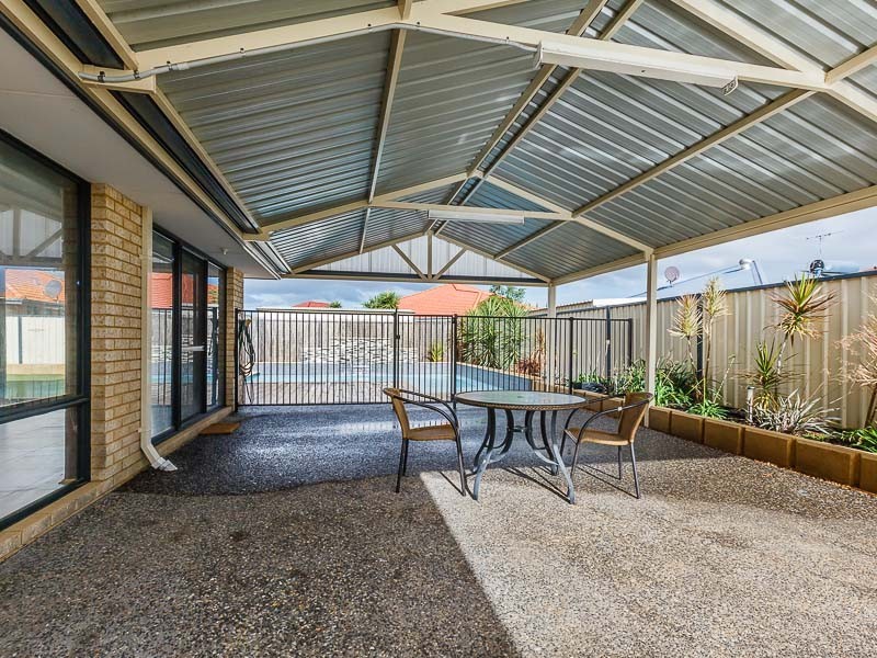 10 Araluen Crescent, Bertram WA 6167