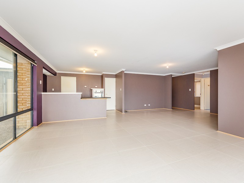 10 Araluen Crescent, Bertram WA 6167