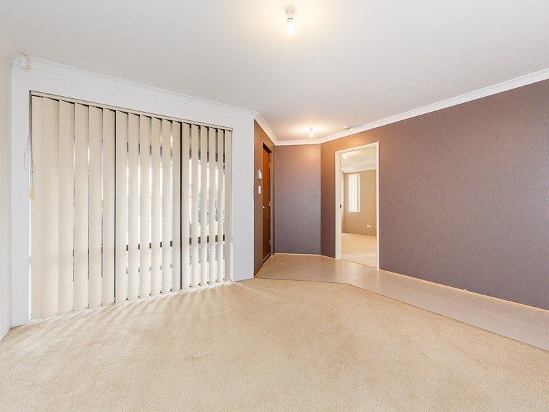 10 Araluen Crescent, Bertram WA 6167