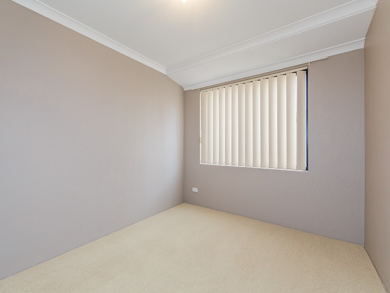 10 Araluen Crescent, Bertram WA 6167