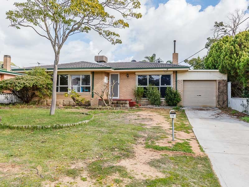 11 Langridge Crescent, Orelia WA 6167