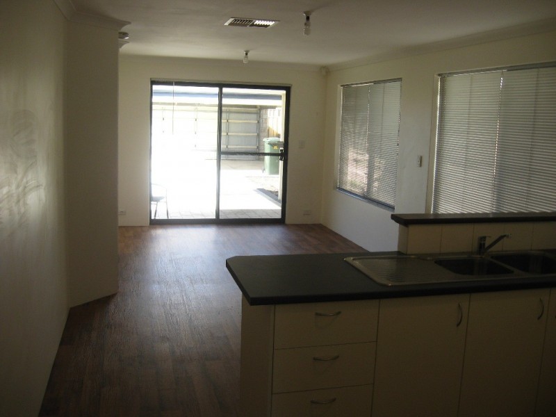 76 Price Parkway, Bertram WA 6167