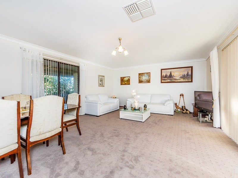 24 Newbold Road, Casuarina WA 6167