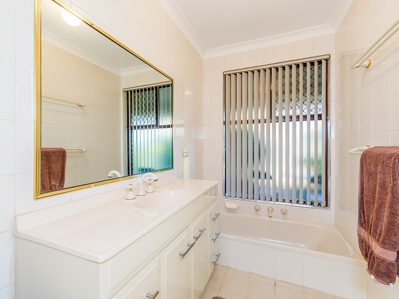24 Newbold Road, Casuarina WA 6167
