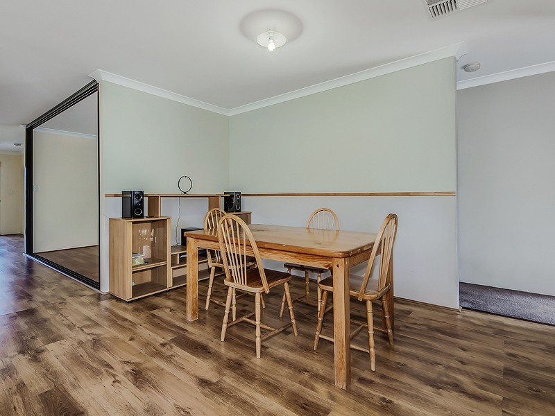 9 Westcliff Street, Wellard WA 6170