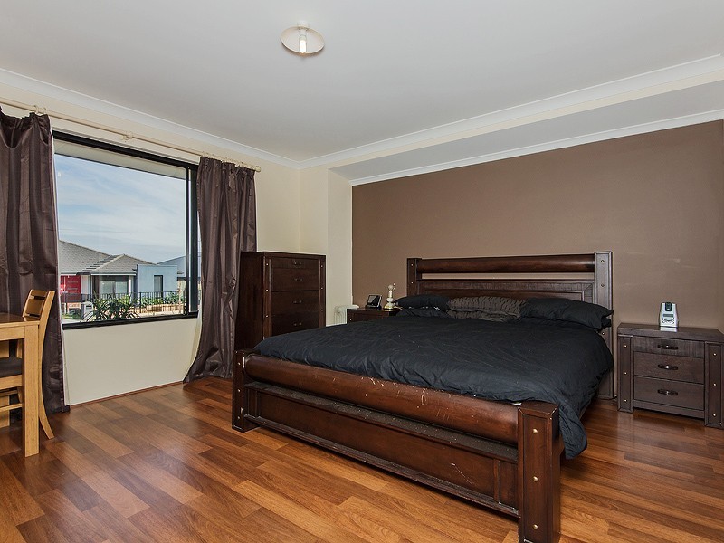 9 Westcliff Street, Wellard WA 6170