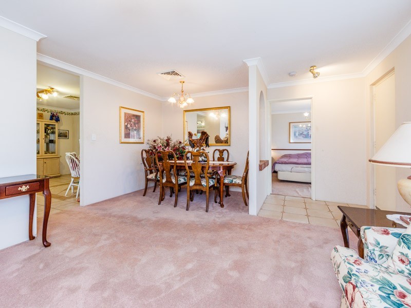 1 Walmer Place, Orelia WA 6167