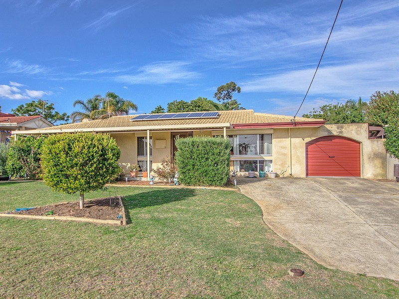 33 Corring Way, Parmelia WA 6167