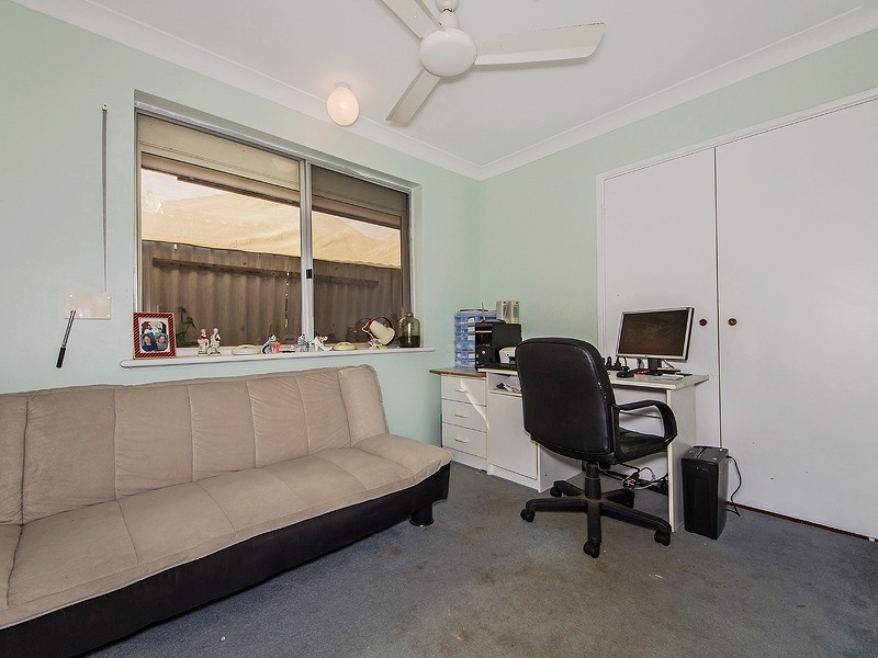 33 Corring Way, Parmelia WA 6167