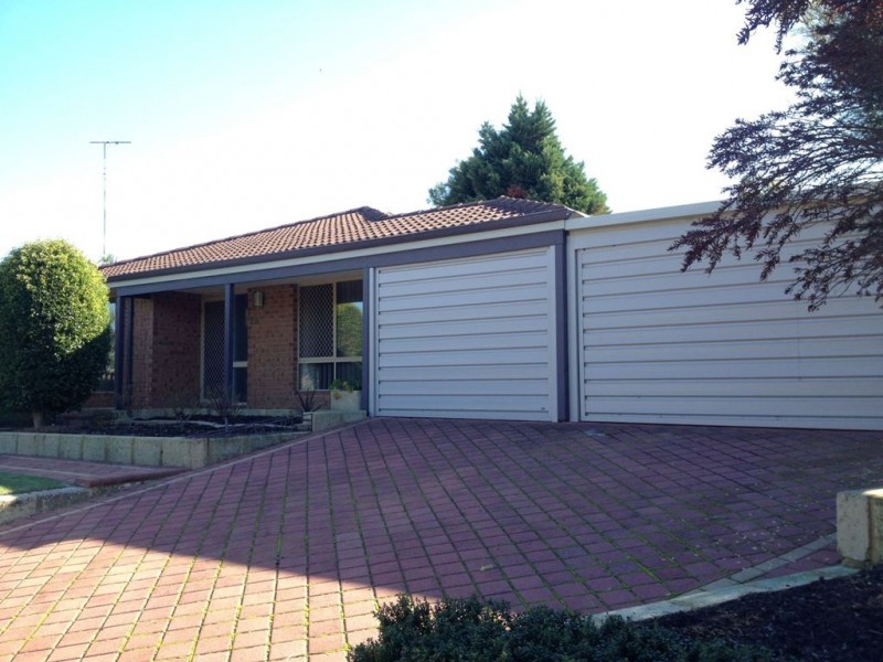 29 Porter Gardens, Leda WA 6170