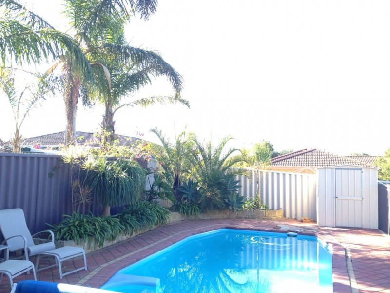 29 Porter Gardens, Leda WA 6170