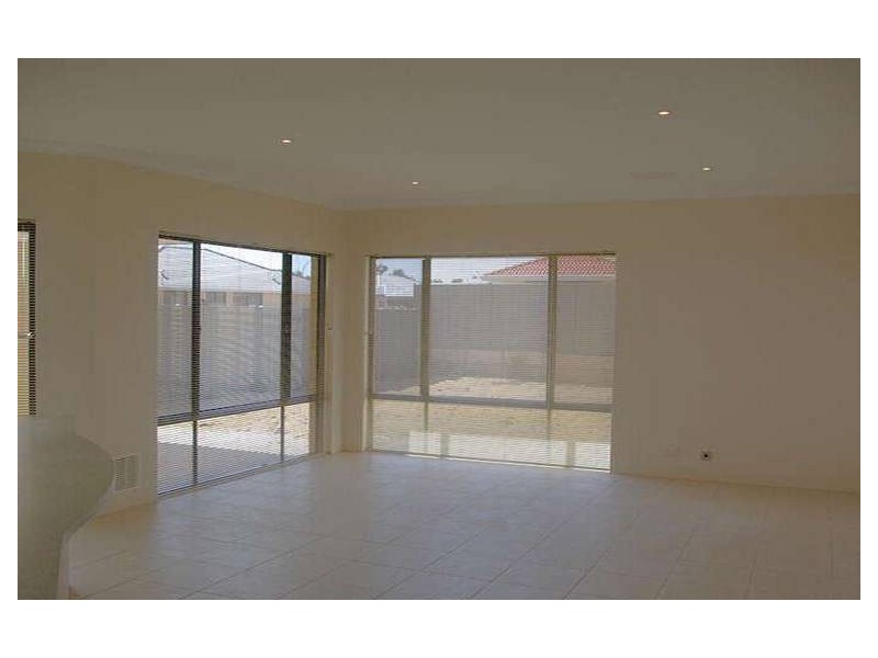 212 Runnymede Gate, Leda WA 6170