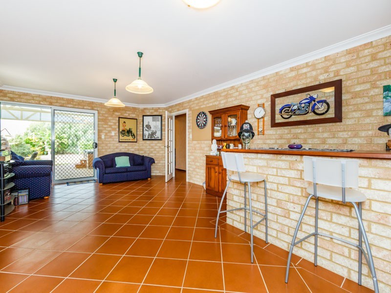 5 Forrester Road, Safety Bay WA 6169
