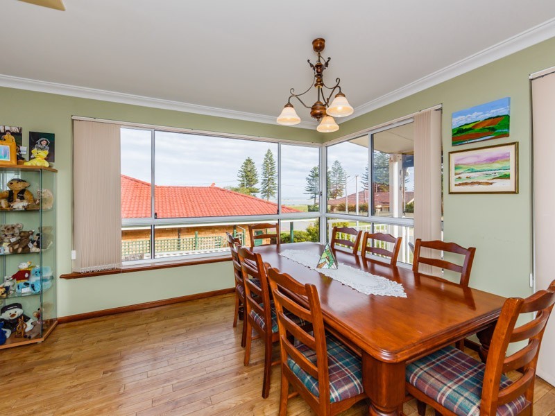 5 Forrester Road, Safety Bay WA 6169