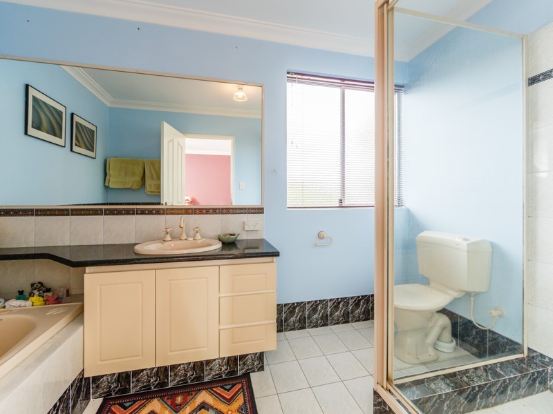 5 Forrester Road, Safety Bay WA 6169