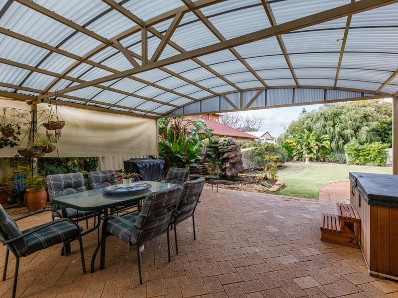 5 Forrester Road, Safety Bay WA 6169