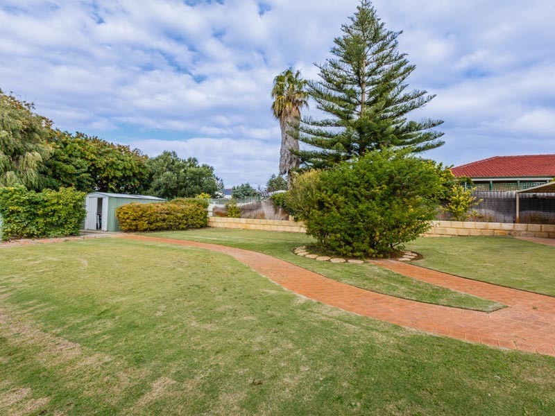 5 Forrester Road, Safety Bay WA 6169