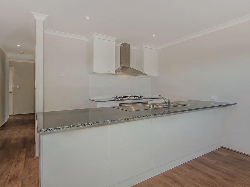 Unit 2, 23 Leda Boulevard, Wellard WA 6170