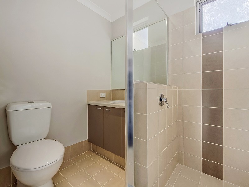 Unit 2, 23 Leda Boulevard, Wellard WA 6170