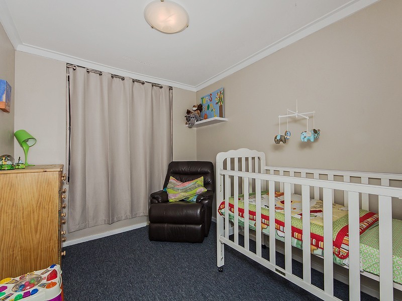 37 Preston Road, Parmelia WA 6167