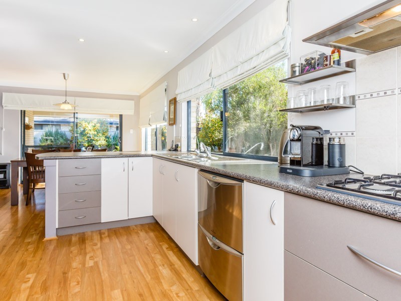 14 Diadem Crescent, Bertram WA 6167