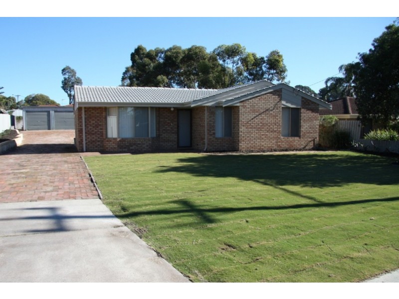 35 South Lake Drive, South Lake WA 6164