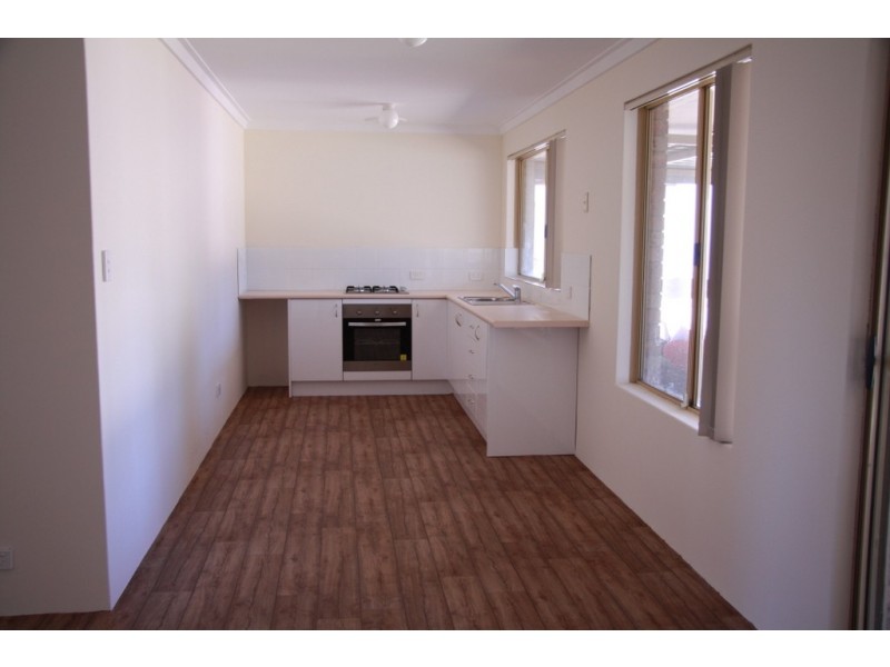 35 South Lake Drive, South Lake WA 6164