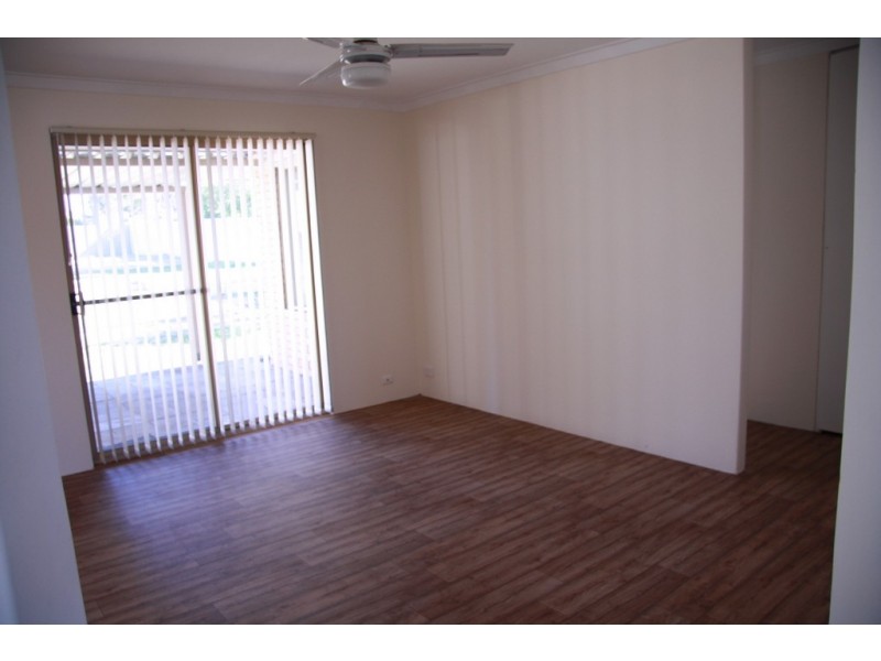 35 South Lake Drive, South Lake WA 6164