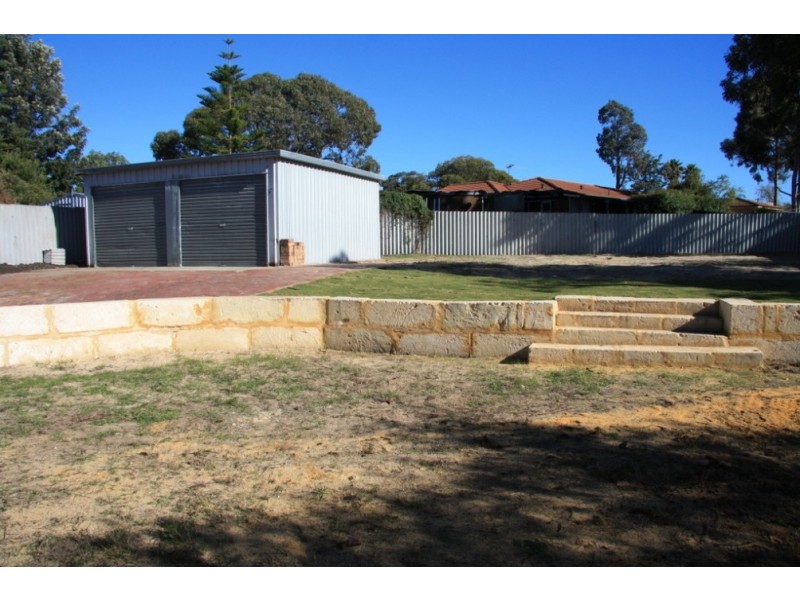 35 South Lake Drive, South Lake WA 6164