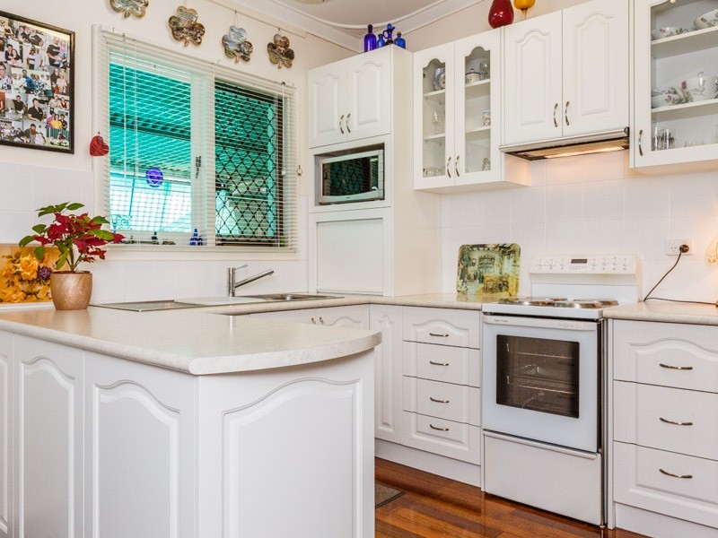 13 Blay Road, Calista WA 6167