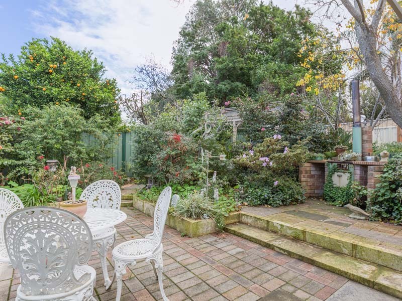 13 Blay Road, Calista WA 6167