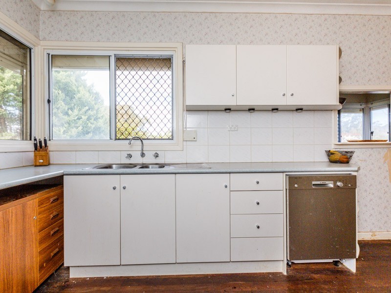 21 Hennessy Avenue, Orelia WA 6167