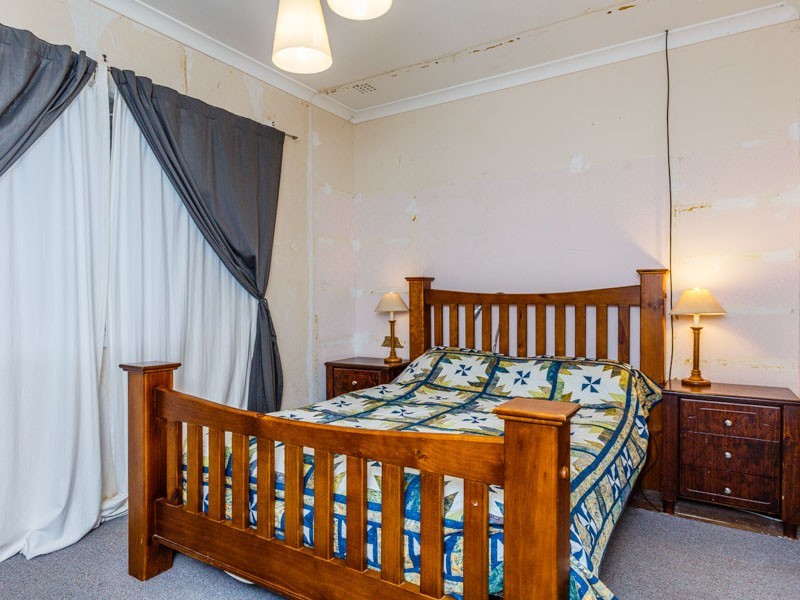21 Hennessy Avenue, Orelia WA 6167