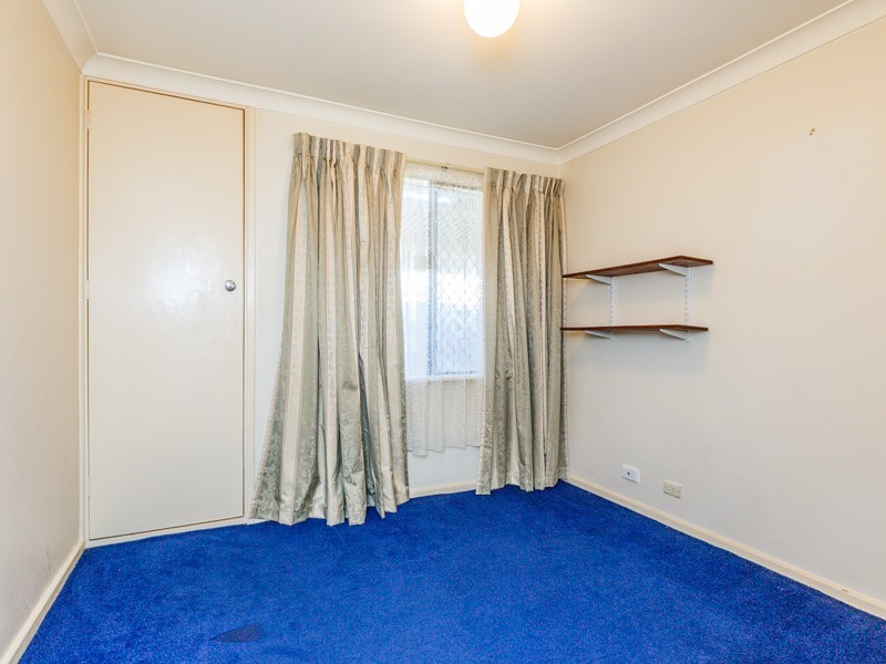 8 Cowling Way, Parmelia WA 6167