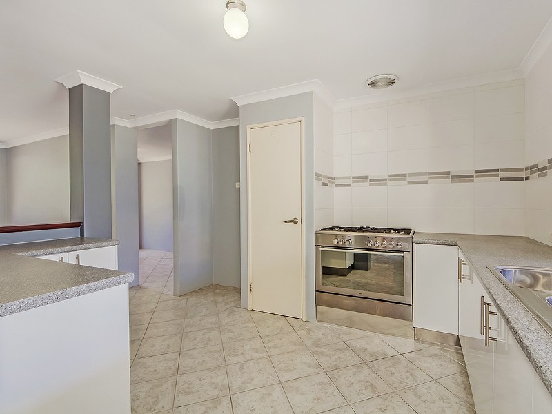 9 Dixon Mews, Leda WA 6170