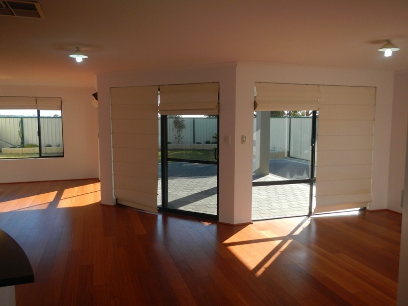 14 Hampstead Gate, Success WA 6164